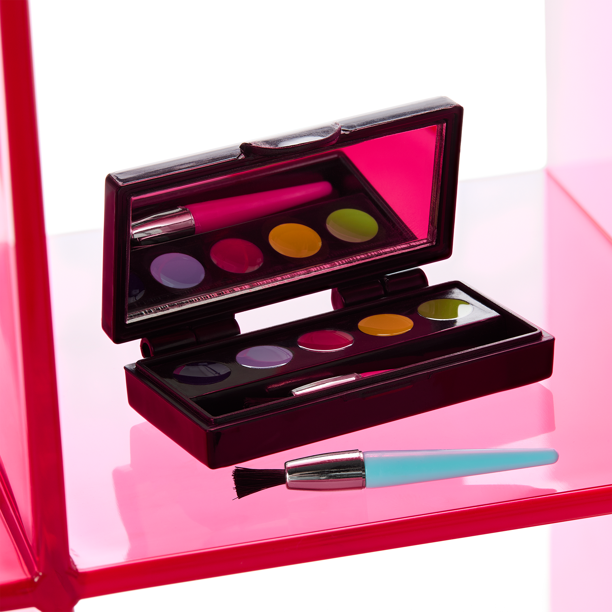 Backstage Playset for Girls with Vanity & Stage | Kavi's Girl of the Year 2023